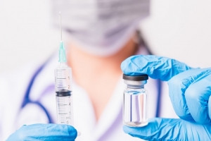 Ескертілген, демек қаруланған