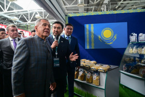 KazanForum-2025：哈萨克斯坦出口展馆正式开放