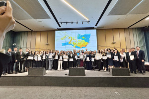 Накануне Дня Республики награждены работники АО «Экспортно-кредитное агентство Казахстана»