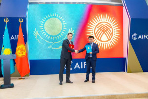 Бизнес-круги Казахстана и Кыргызстана подписали документы на $300 млн